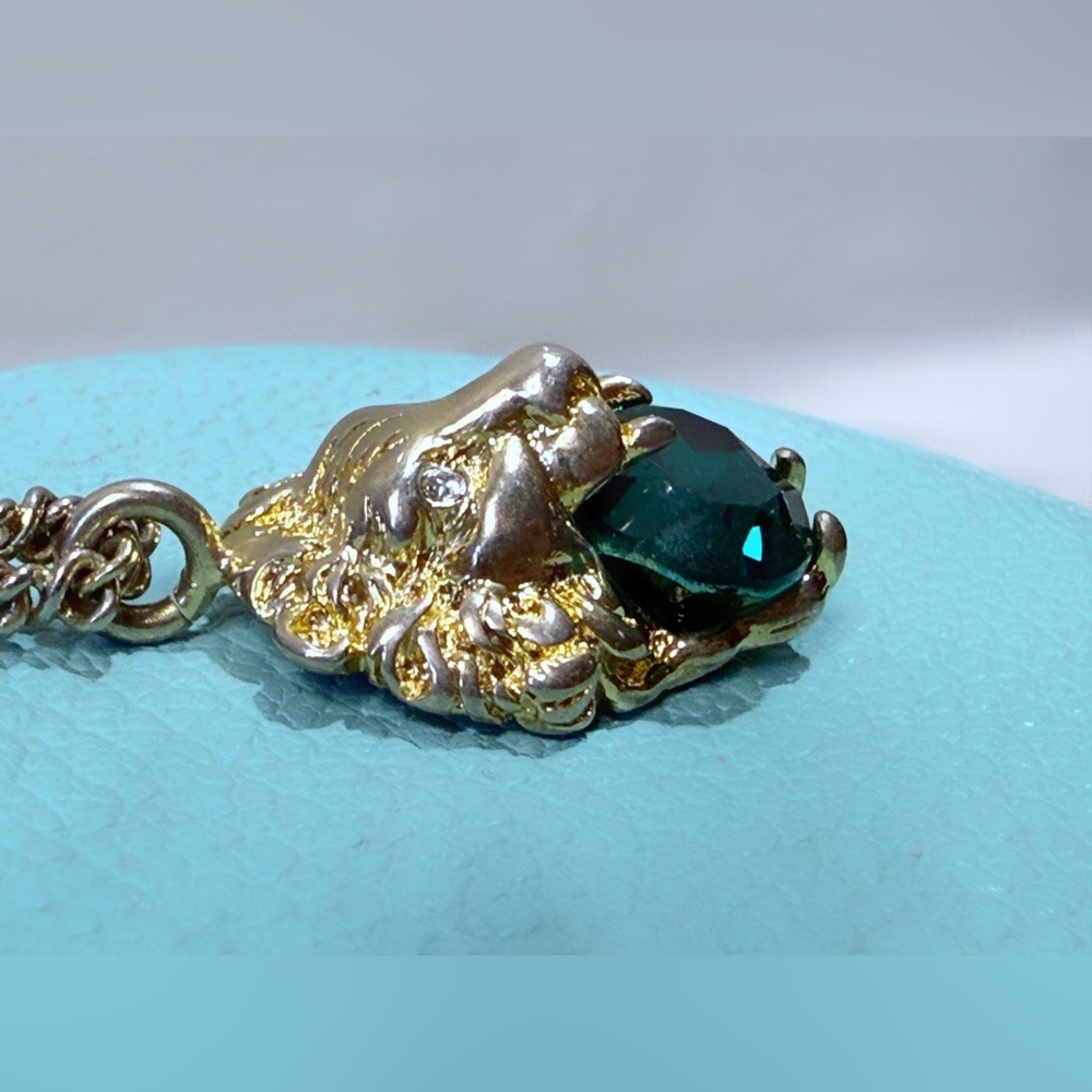 Gucci Lion Feline Pendant Necklace with Green Stone Cat - Picture 5 of 12